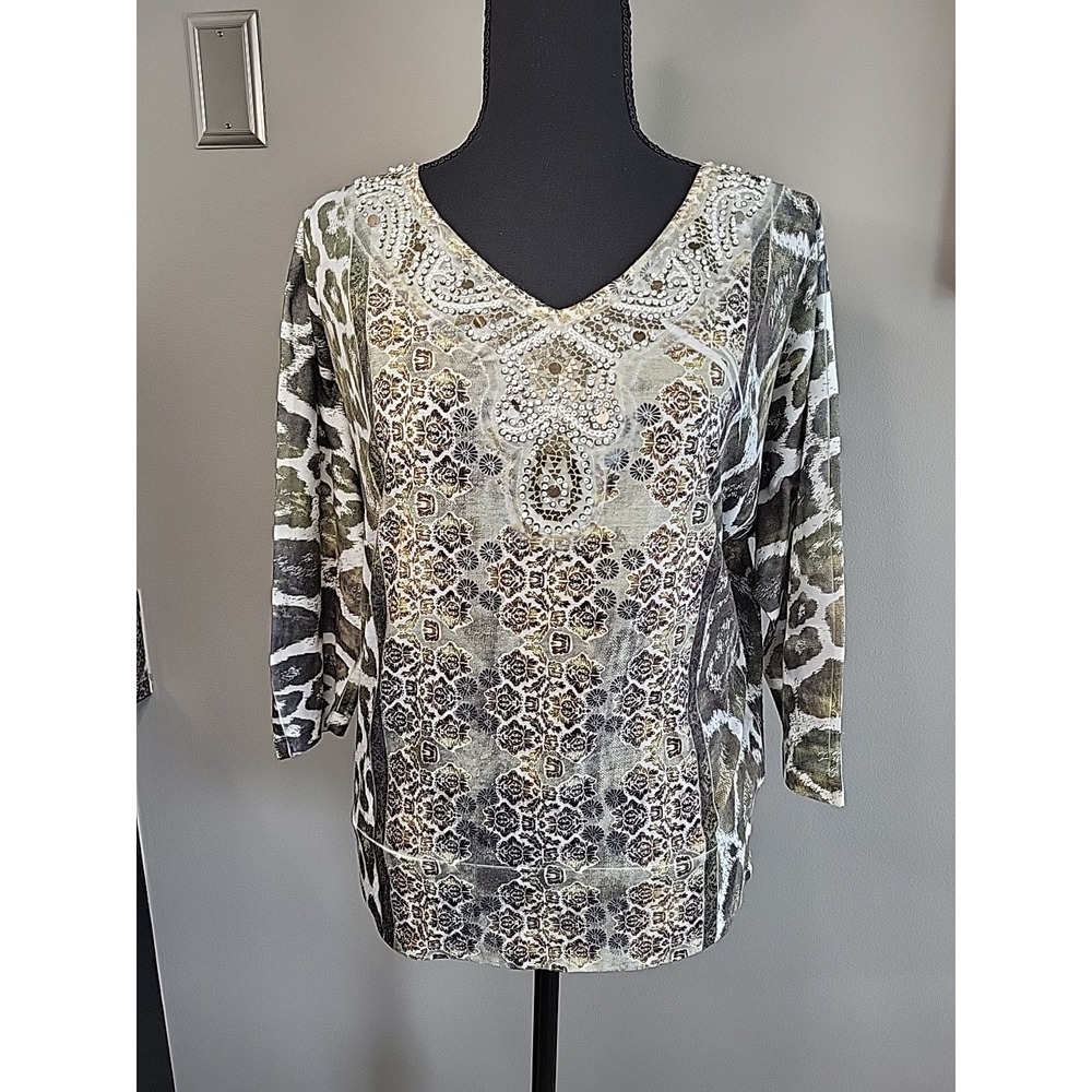 Chico's Sz 0/S Embellished Green Brown Floral Animal Print Pullover V-Neck Top